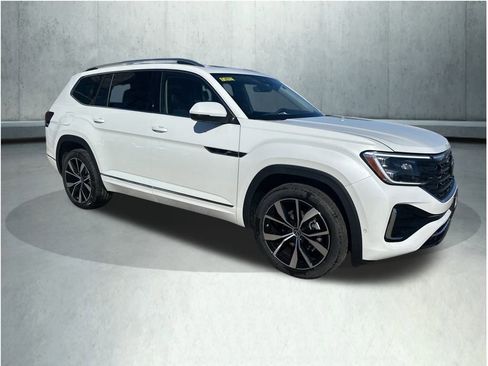 New 2026 Volkswagen Atlas SEL Premium R-Line image 4