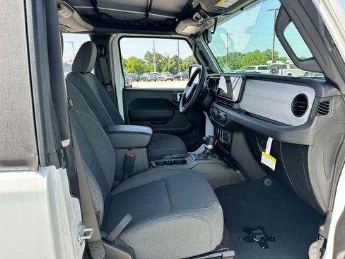 New 2026 Jeep Wrangler Sport AWD/4WD image 22