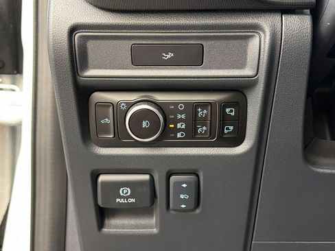 Used 2026 Ford F150 Lariat AWD/4WD image 29