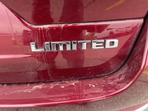 Used 2023 Jeep Grand Cherokee Limited w/ Luxury Tech Group II AWD/4WD image 9