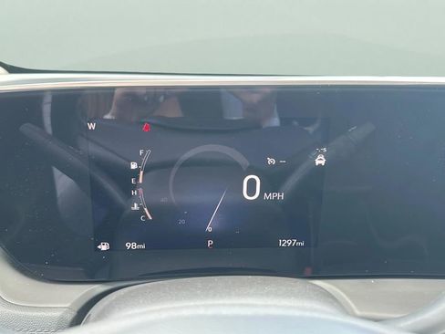 Used 2024 Buick Encore GX Preferred image 28