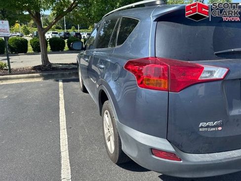 Used 2014 Toyota RAV4 XLE FWD image 5
