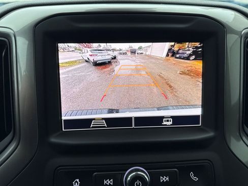 Used 2024 Chevrolet Silverado 2500 Custom w/ Custom Value Package image 20