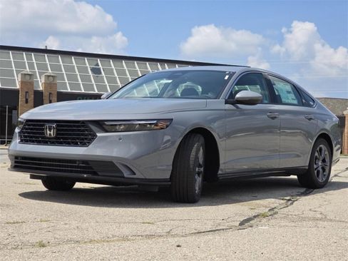 New 2025 Honda Accord EX-L image 16