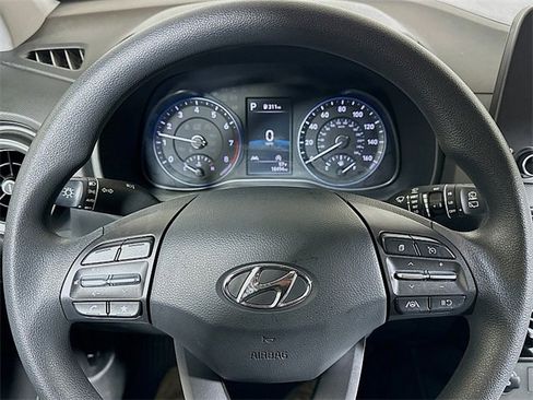 Used 2023 Hyundai Kona SEL image 12