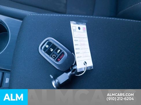 Used 2025 Honda Civic Sport image 34