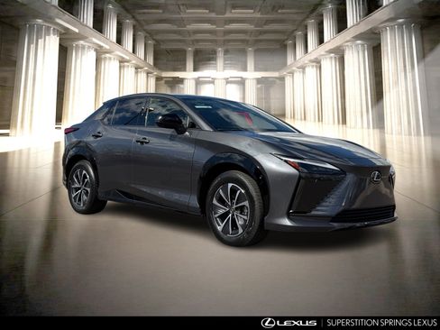 Used 2023 Lexus RZ 450e Premium w/ Technology Package image 2