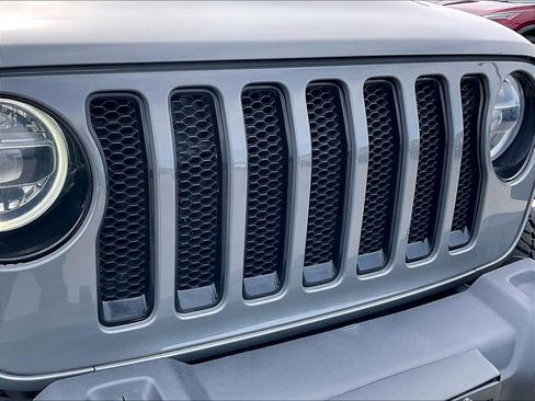 Used 2021 Jeep Wrangler Unlimited Sahara image 26