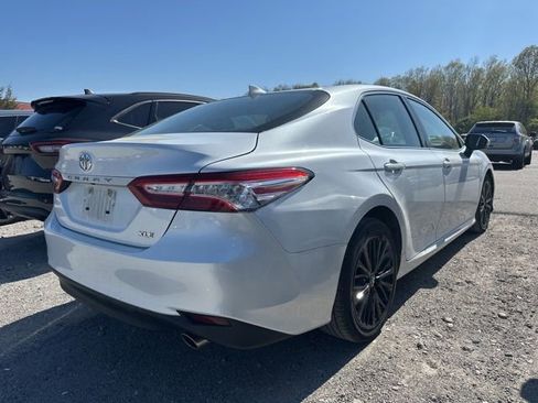 Used 2020 Toyota Camry XLE FWD image 4