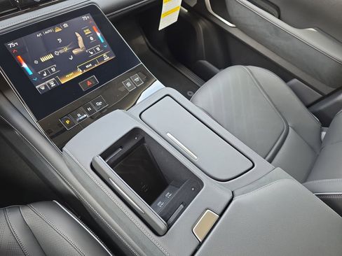 New 2026 INFINITI QX80 Luxe RWD image 25
