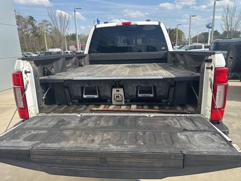 Used 2020 Ford F250 Platinum image 32