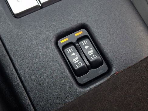 Used 2024 Toyota GR86 Premium image 25