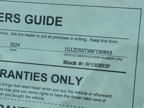 Used 2024 Chevrolet Malibu LT image 34