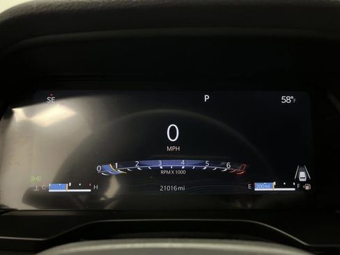 Used 2024 Jeep Grand Cherokee Laredo image 15