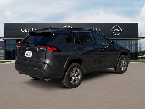 Used 2025 Toyota RAV4 XLE image 5