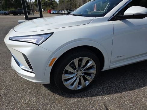 Used 2025 Buick Envista Avenir image 32