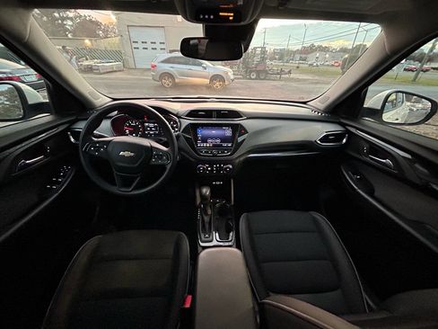 Used 2021 Chevrolet TrailBlazer LT w/ Convenience Package image 15