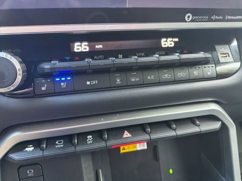 Used 2023 Toyota Tundra Platinum image 23