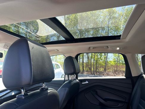 Used 2017 Ford Escape Titanium AWD/4WD image 13