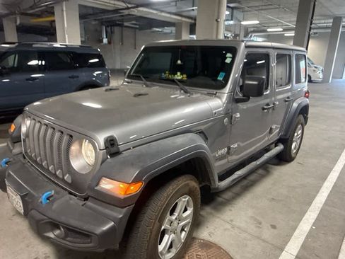 Used 2018 Jeep Wrangler Unlimited Sport S AWD/4WD image 1