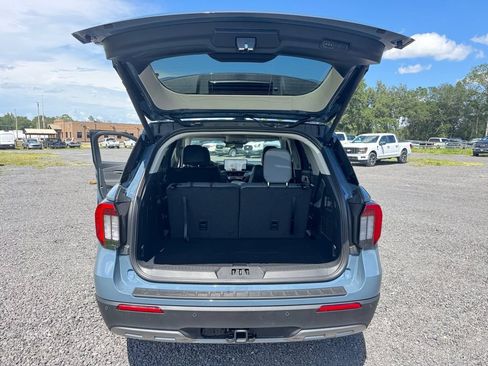 New 2026 Ford Explorer Active w/ Active Comfort Package RWD image 29