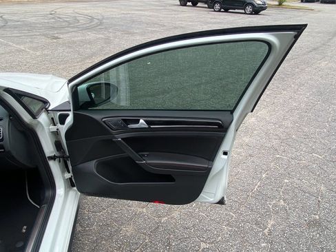 Used 2016 Volkswagen GTI SE w/ Lighting Package (SEL) FWD image 49