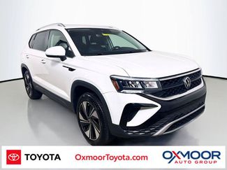 Used 2024 Volkswagen Taos SE w/ Panoramic Sunroof Package AWD/4WD video 1
