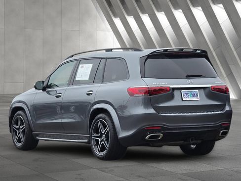 Used 2023 Mercedes-Benz GLS 580 4MATIC image 6