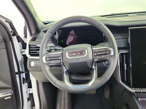 New 2025 GMC Acadia Elevation image 32