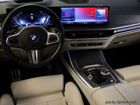 Certified 2025 BMW X7 M60i image 17