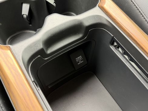 Used 2020 Honda CR-V Touring image 26