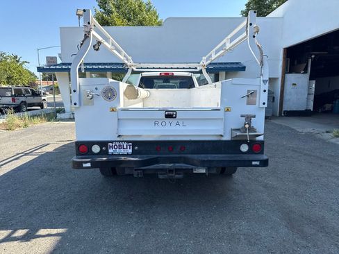 Used 2018 RAM 5500 Tradesman w/ Power & Remote Entry Group image 4