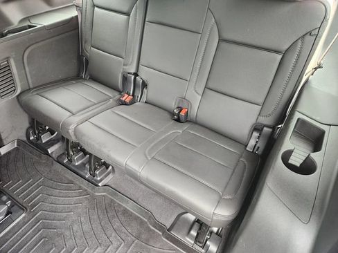 Used 2024 GMC Yukon XL Denali AWD/4WD image 31