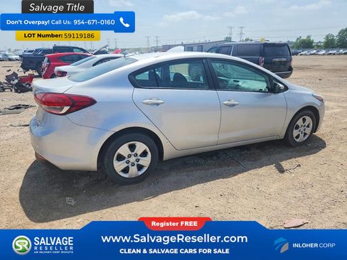 Used 2017 Kia Forte LX FWD image 4