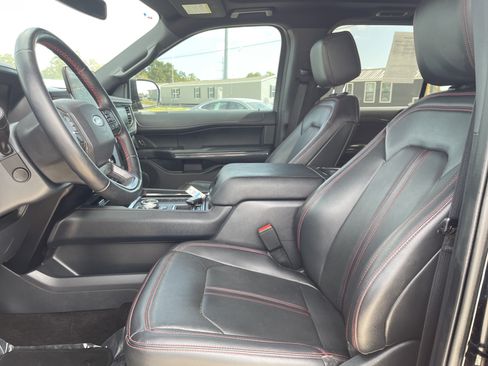 Used 2023 Ford Expedition Limited RWD image 36