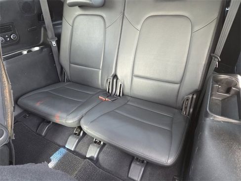 Used 2017 Hyundai Santa Fe Limited image 13