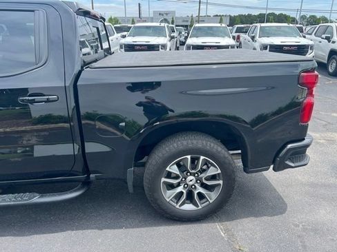 Certified 2024 Chevrolet Silverado 1500 RST AWD/4WD image 9