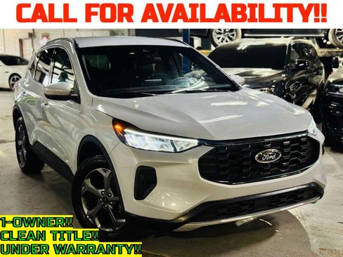 Used 2025 Ford Escape ST-Line Select AWD/4WD image 1