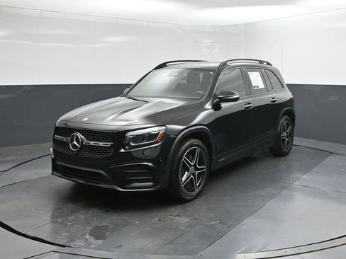 Used 2024 Mercedes-Benz GLB 250 image 34