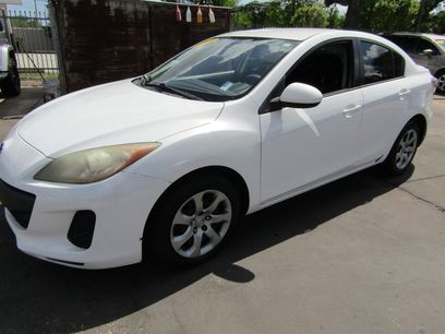 Used 2013 MAZDA MAZDA3 i SV w/ Convenience Pkg