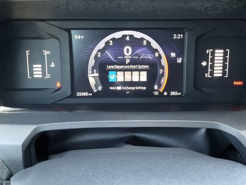 Used 2024 Toyota Tacoma SR w/ SR Upgrade Package AWD/4WD image 14