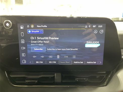 Used 2025 Chevrolet Equinox RS w/ Safety and Technology Package image 16