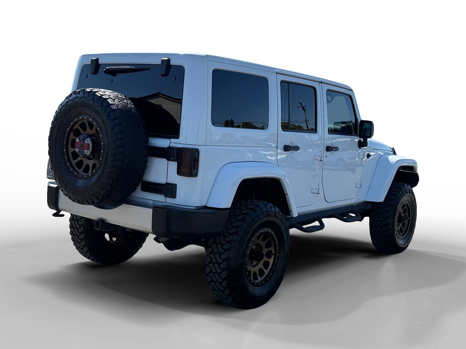 Used 2017 Jeep Wrangler Unlimited Sahara w/ Connectivity Group AWD/4WD image 5
