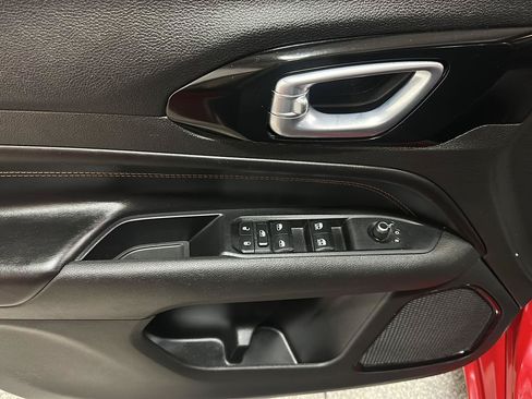 Used 2022 Jeep Compass Limited AWD/4WD image 17
