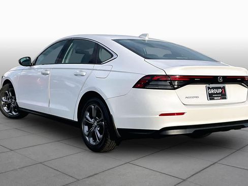 Used 2023 Honda Accord EX image 11