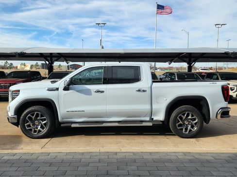 New 2026 GMC Sierra 1500 SLT w/ SLT Premium Plus Package image 7