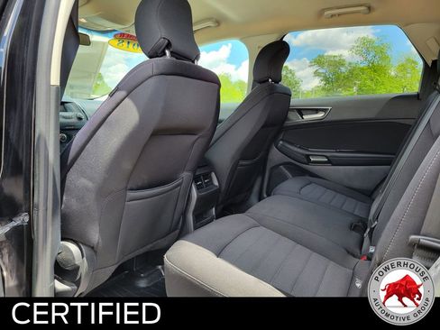 Used 2018 Ford Edge SE FWD image 15