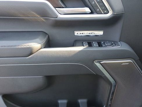 New 2026 GMC Sierra 1500 Denali w/ Denali Reserve Package image 18