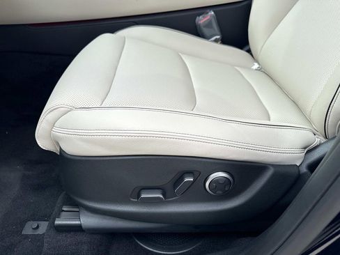 New 2026 Genesis GV70 2.5T Advanced image 19