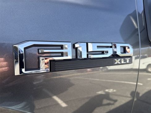 Used 2018 Ford F150 XLT w/ Equipment Group 302A Luxury image 15